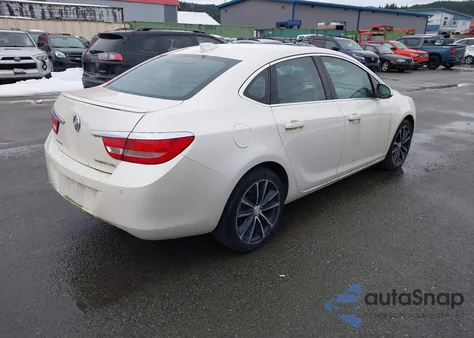 2016 Buick Verano Sport Touring Group из США, поврежденный, VIN 1G4PW5SK2G4177351